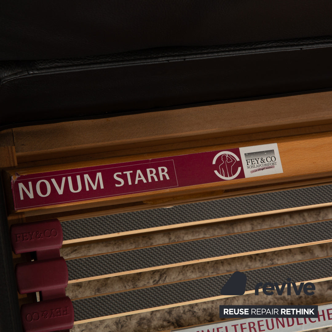 Christine Kröncke Leder Bett Schwarz 140x200