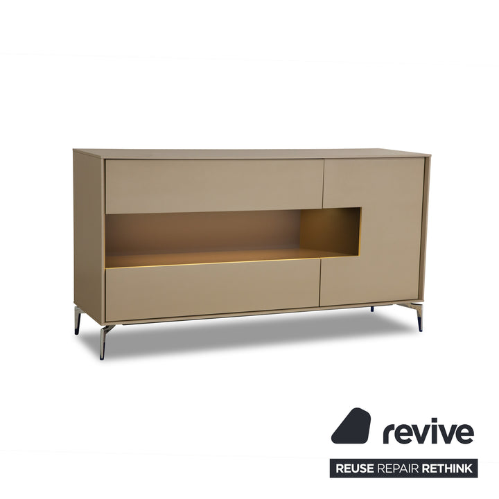 Buffet en bois beige à éclairage indirect Slot de Christine Kröncke