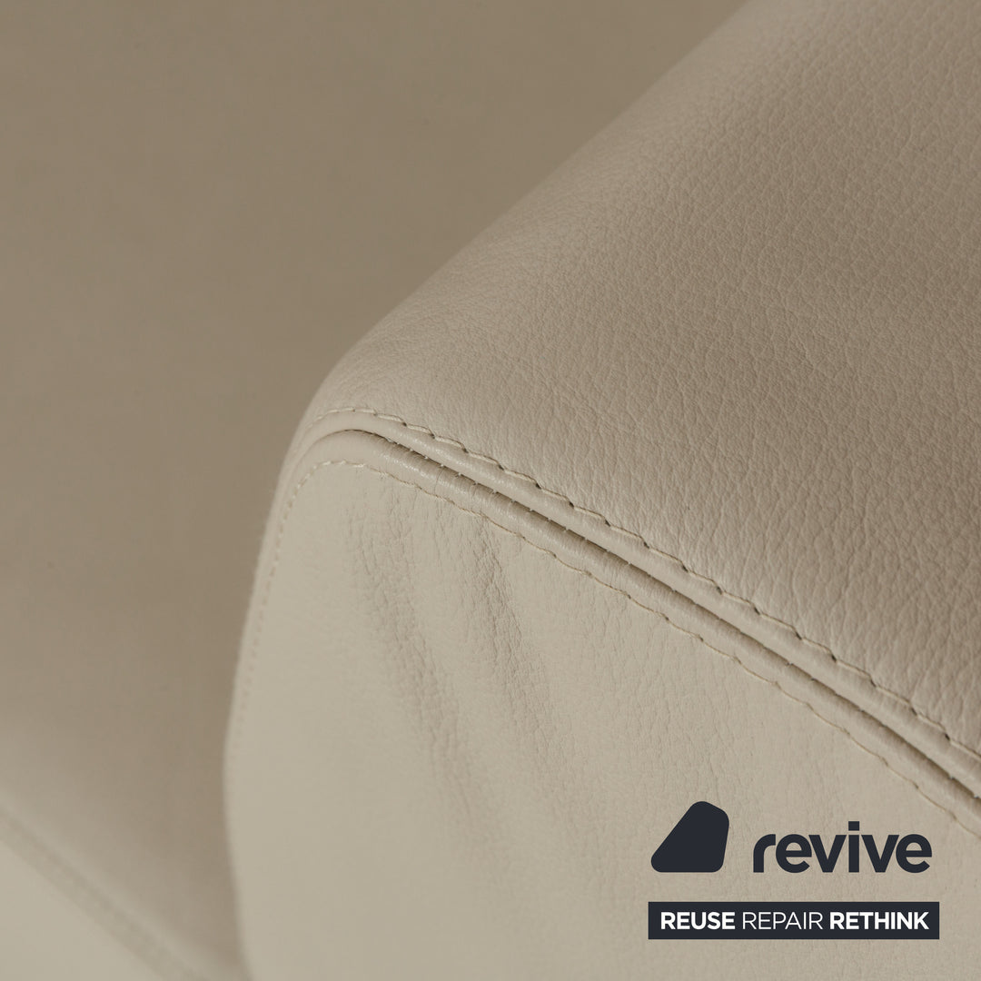 Fauteuil COR Clou en cuir crème fonction manuelle