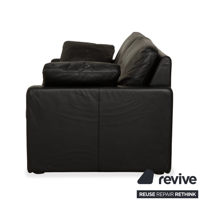 Canapé deux places en cuir noir Cor Conseta