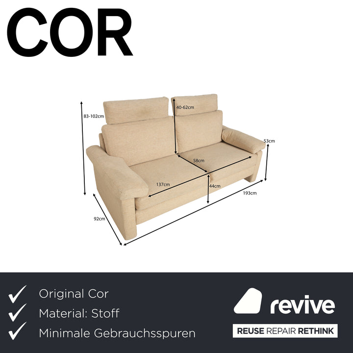 Canapé deux places en tissu beige Cor Conseta avec appuie-têtes