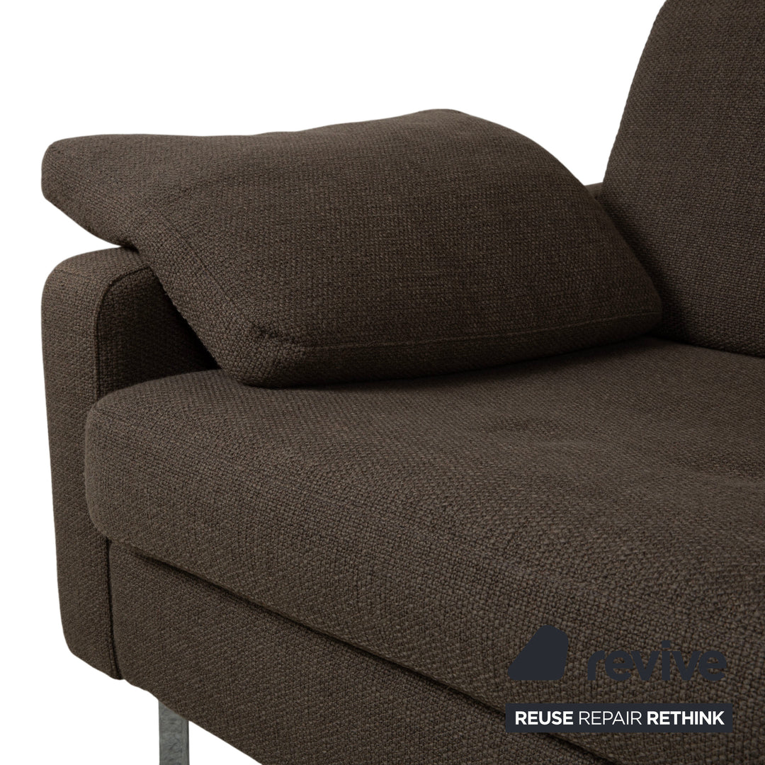 COR Conseta Zweisitzer Stoff Sofa Schlamm Braun bodenfrei mit Kufen