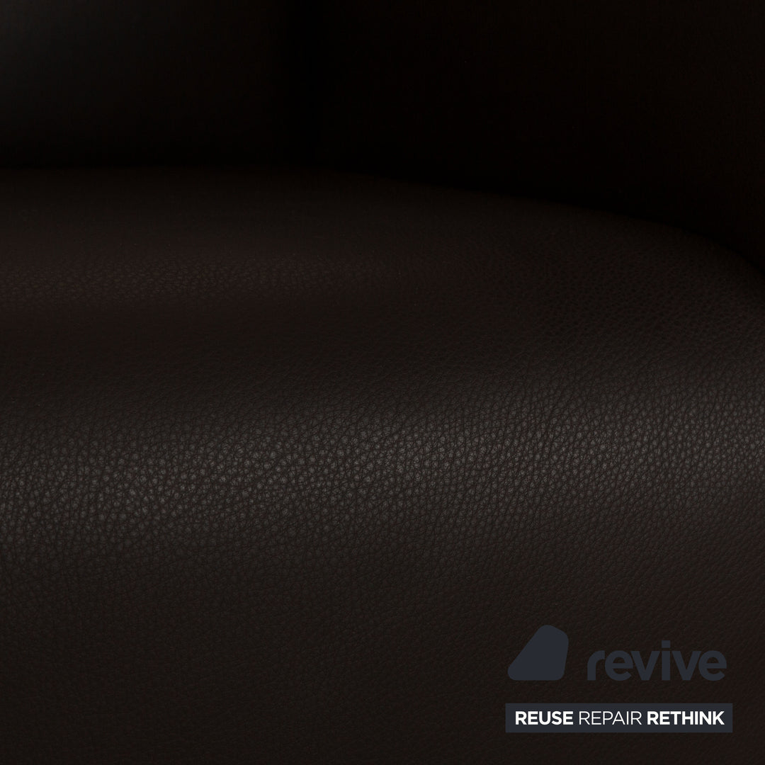 Cor Quandt leather armchair dark brown