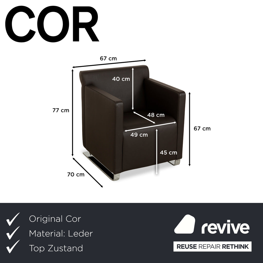 Cor Quandt leather armchair dark brown