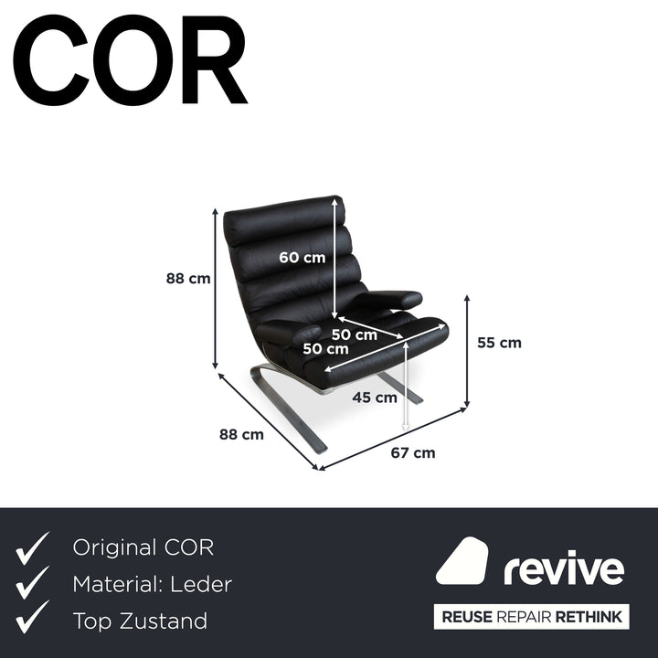Fauteuil Cor Sinus cuir chromé noir avec pouf, piètement luge, retapissé