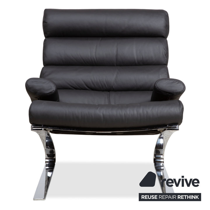 Cor Sinus Leder Chrom Sessel Schwarz inkl. Hocker Freischwinger Neubezug