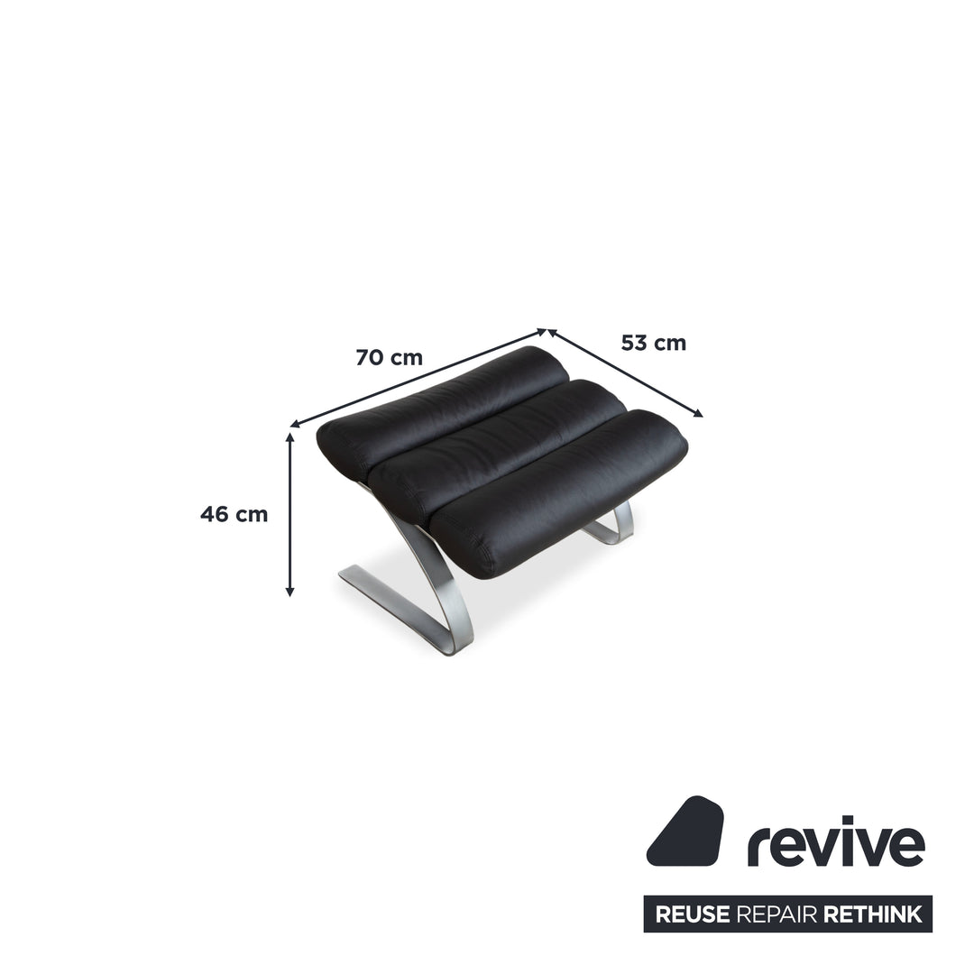 Fauteuil Cor Sinus cuir chromé noir avec pouf, piètement luge, retapissé