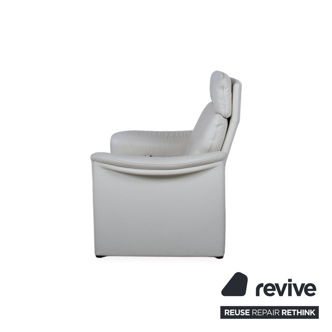Cor Zento Leather Armchair Cream manual function