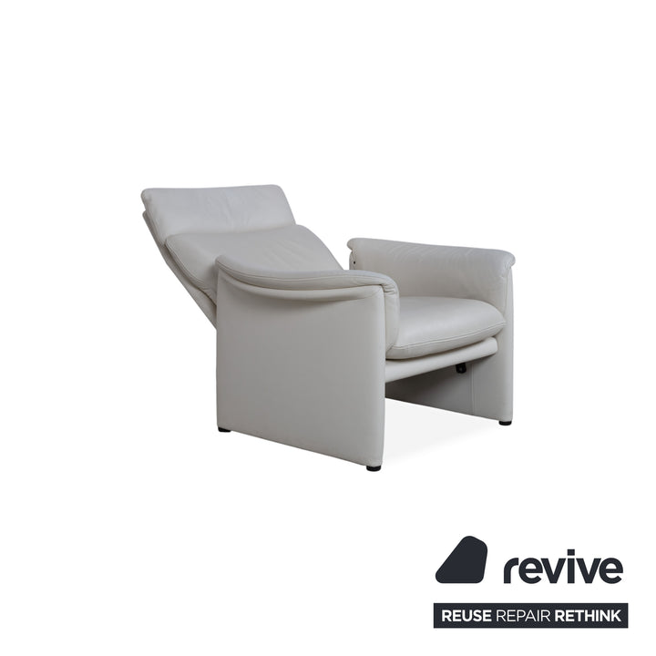 Cor Zento Leather Armchair Cream manual function