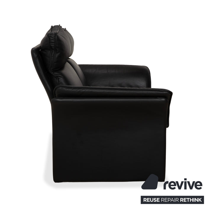 Canapé deux places Scala en cuir noir à trois points