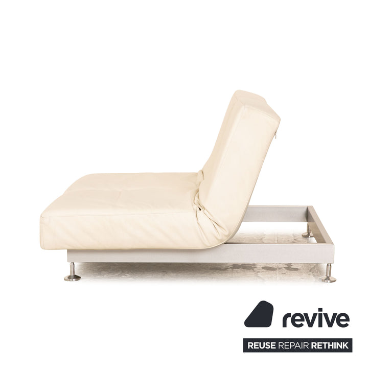 Edra Damier læder to-personers creme sofa med manuel relax- og sovefunktion