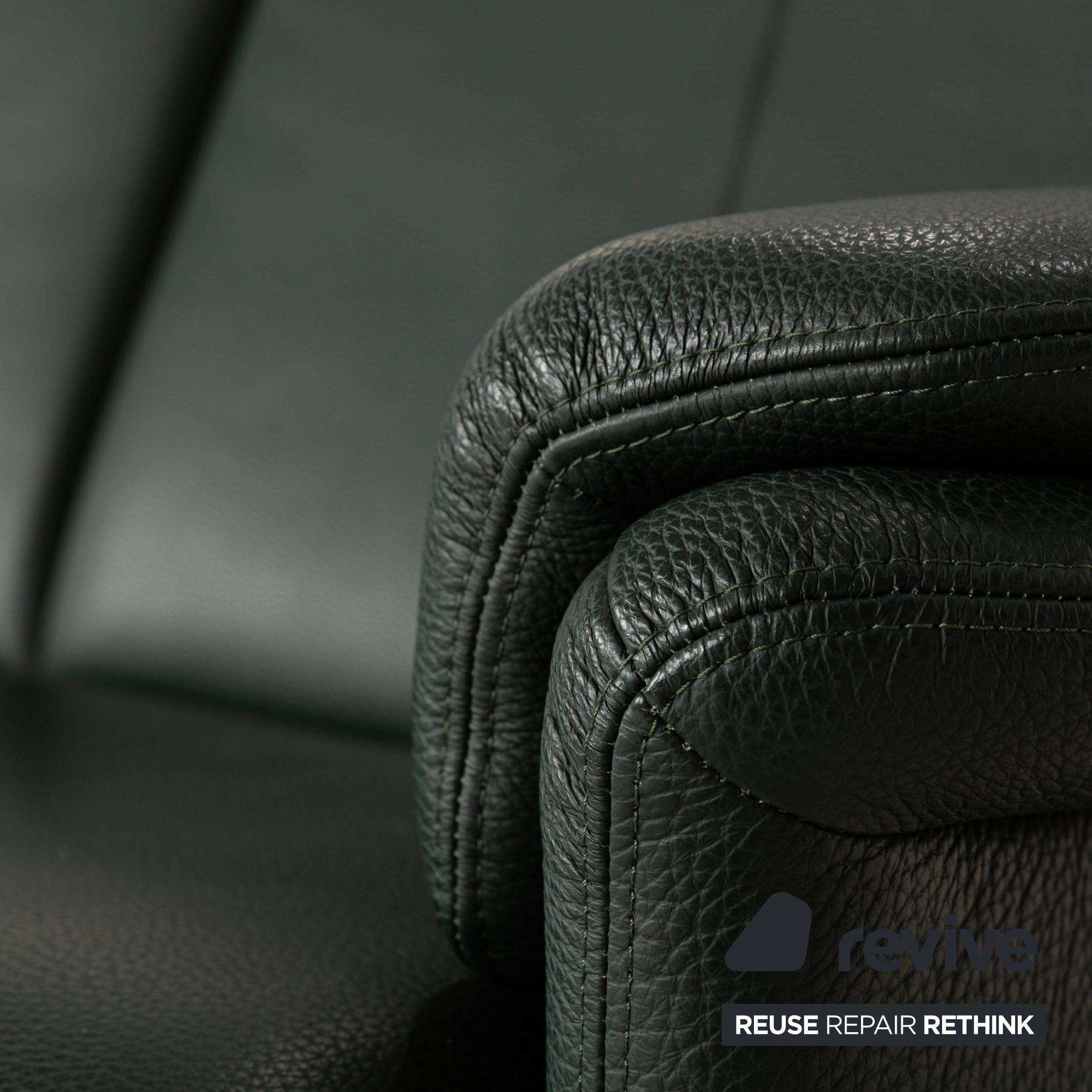 Canapé deux places en cuir vert Erpo City à fonction manuelle