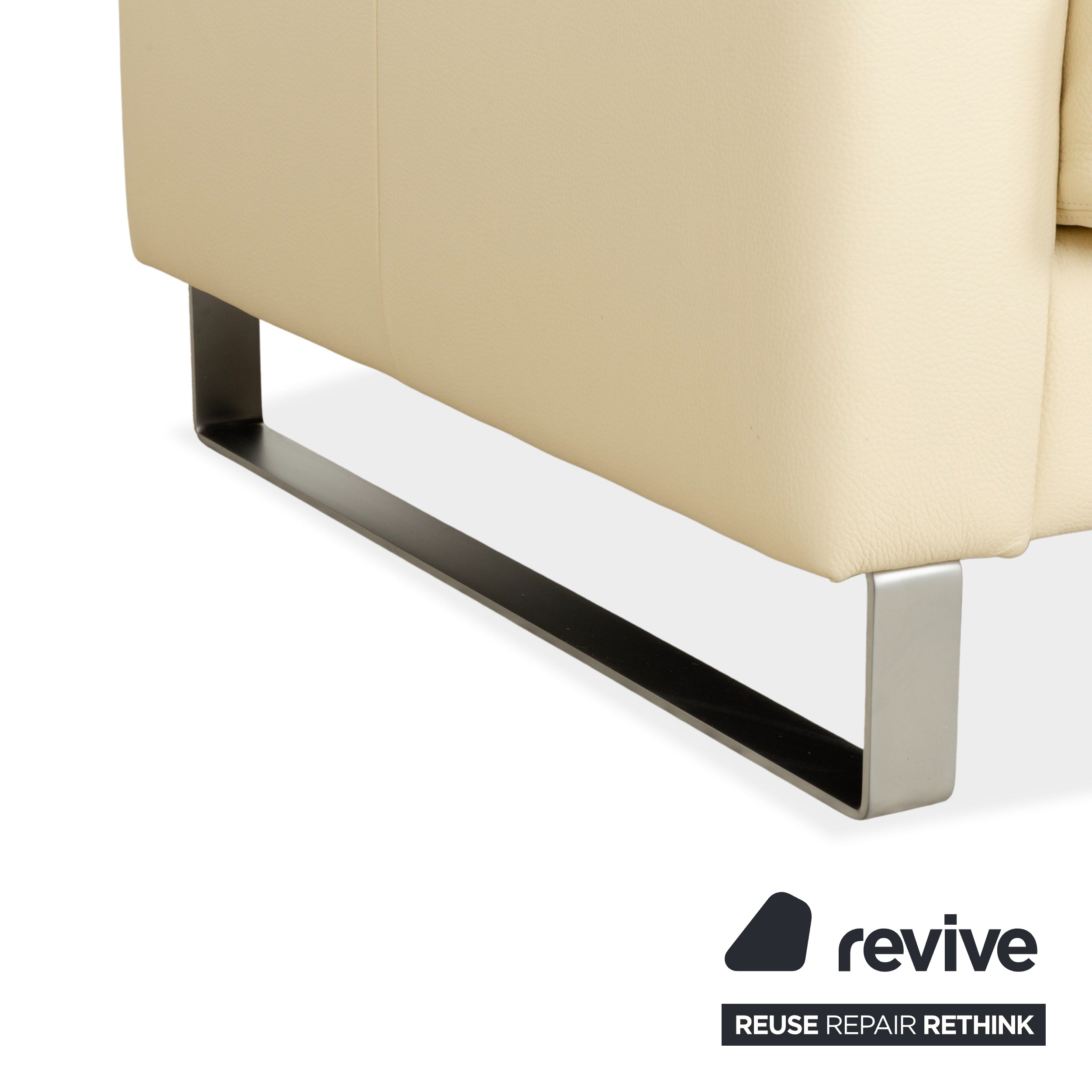 Canapé trois places en cuir crème Erpo CL 500