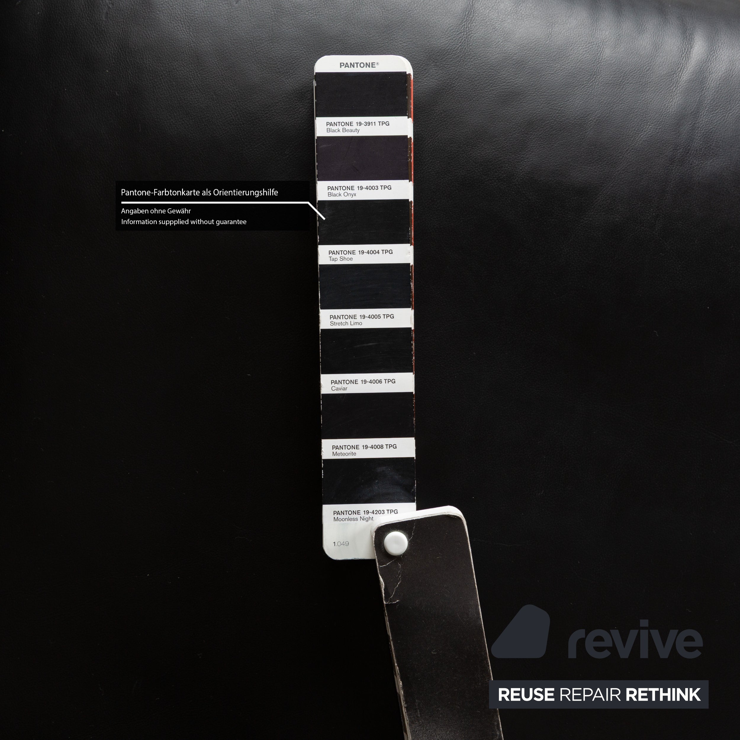 Canapé trois places Erpo Just Relax en cuir noir à fonction manuelle