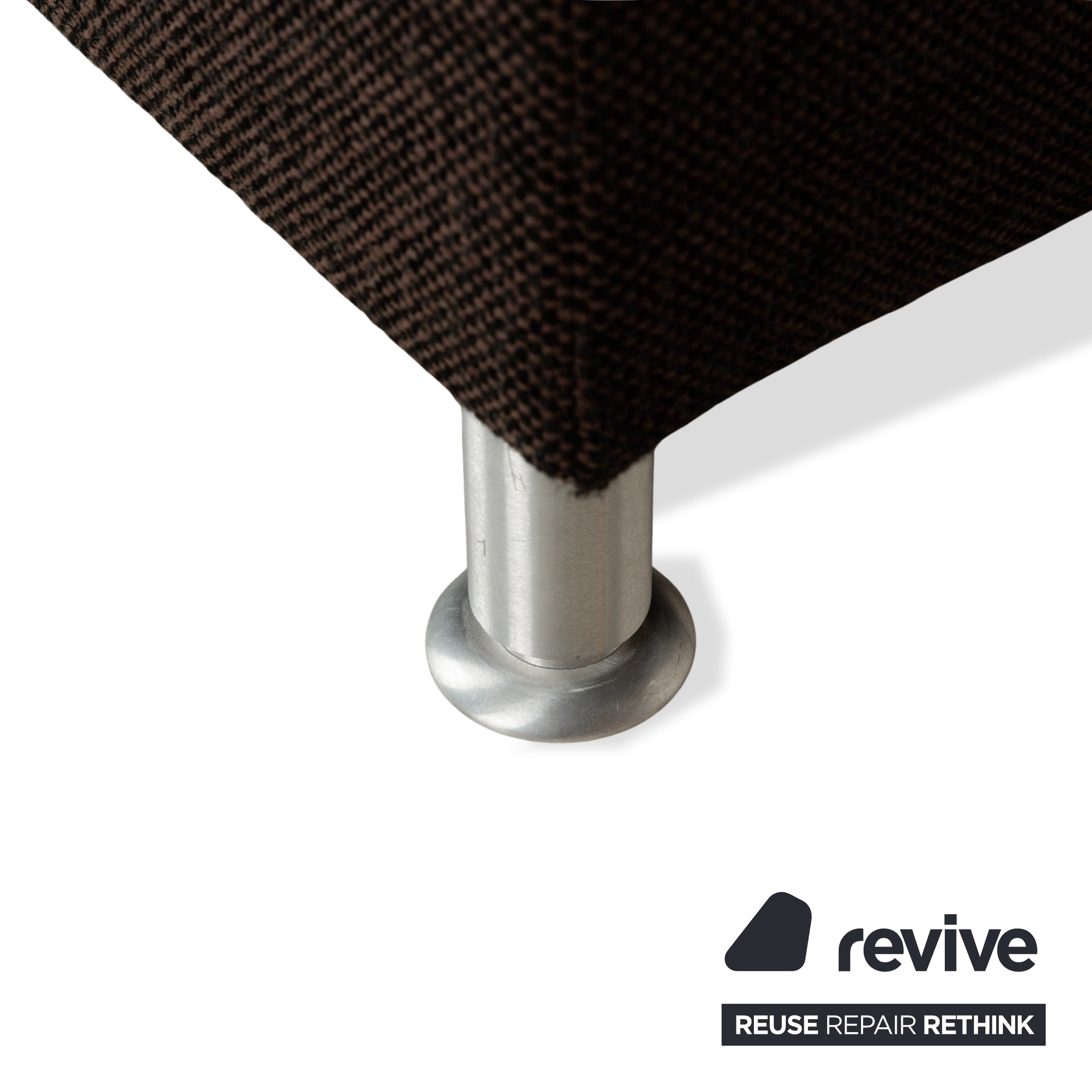 Fauteuil en tissu Concept Plus Ewald Schillig avec tabouret noir