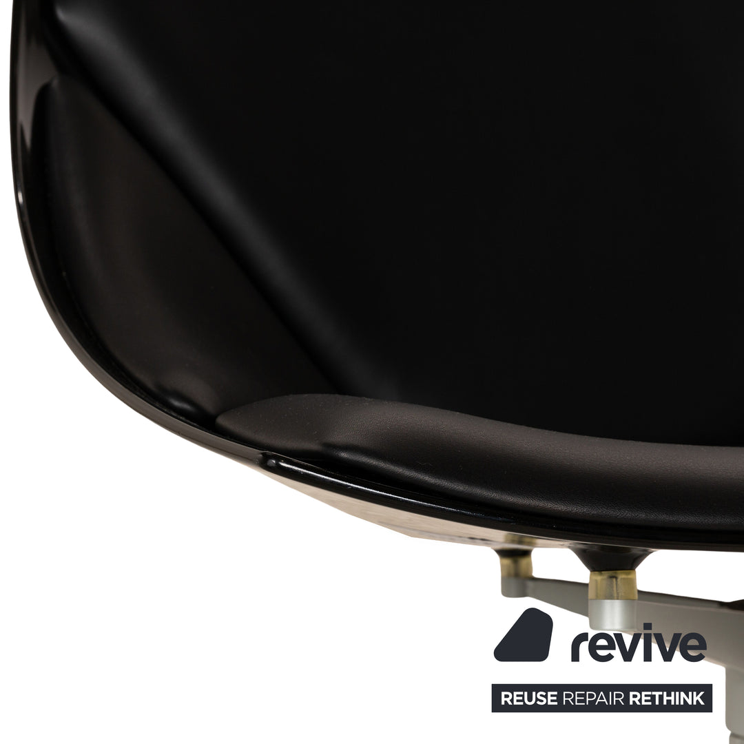 Fritz Hansen Fauteuil Space en Cuir Noir