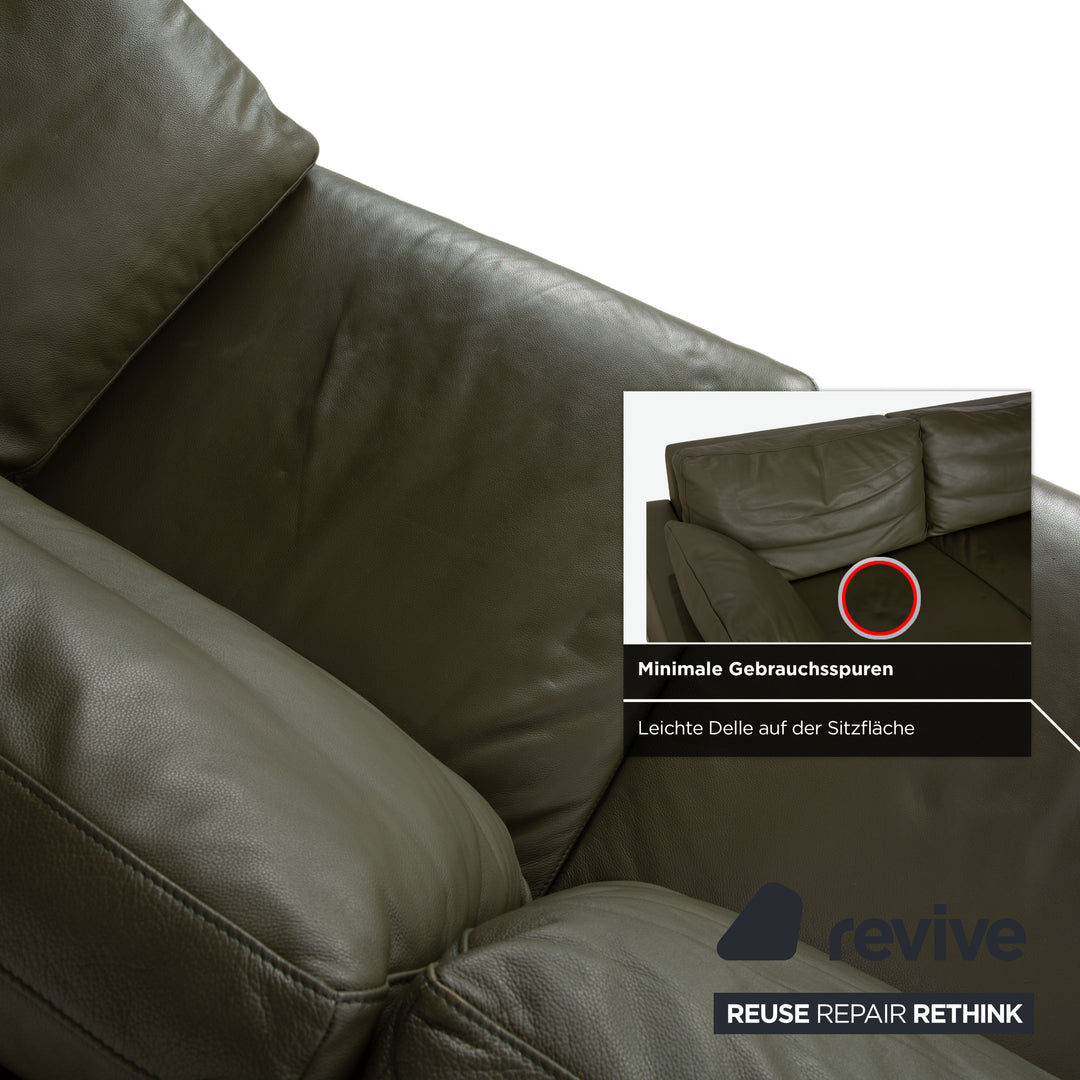 Canapé deux places en cuir vert olive FSM Claro avec fonctions manuelles et électriques