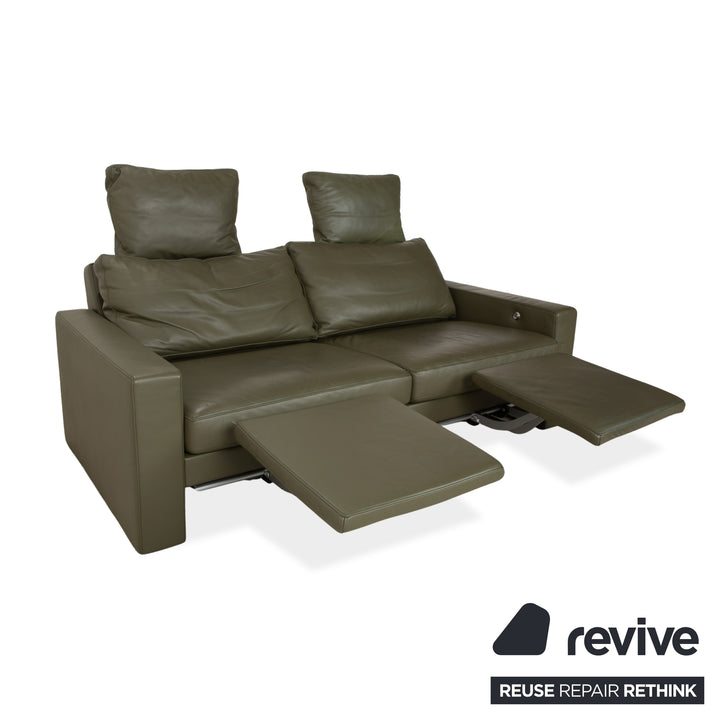 Canapé deux places en cuir vert olive FSM Claro avec fonctions manuelles et électriques