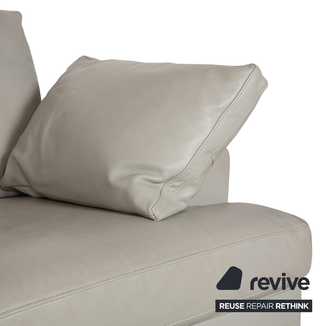 FSM Clarus Leder Dreisitzer Hocker Grau Kiesel Sofa Couch manuelle Funktion