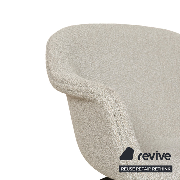 Chaise de salle à manger Gubi Bat Chair Grey Chaise à coque rembourrée Chaise de salle à manger Pieds en bois