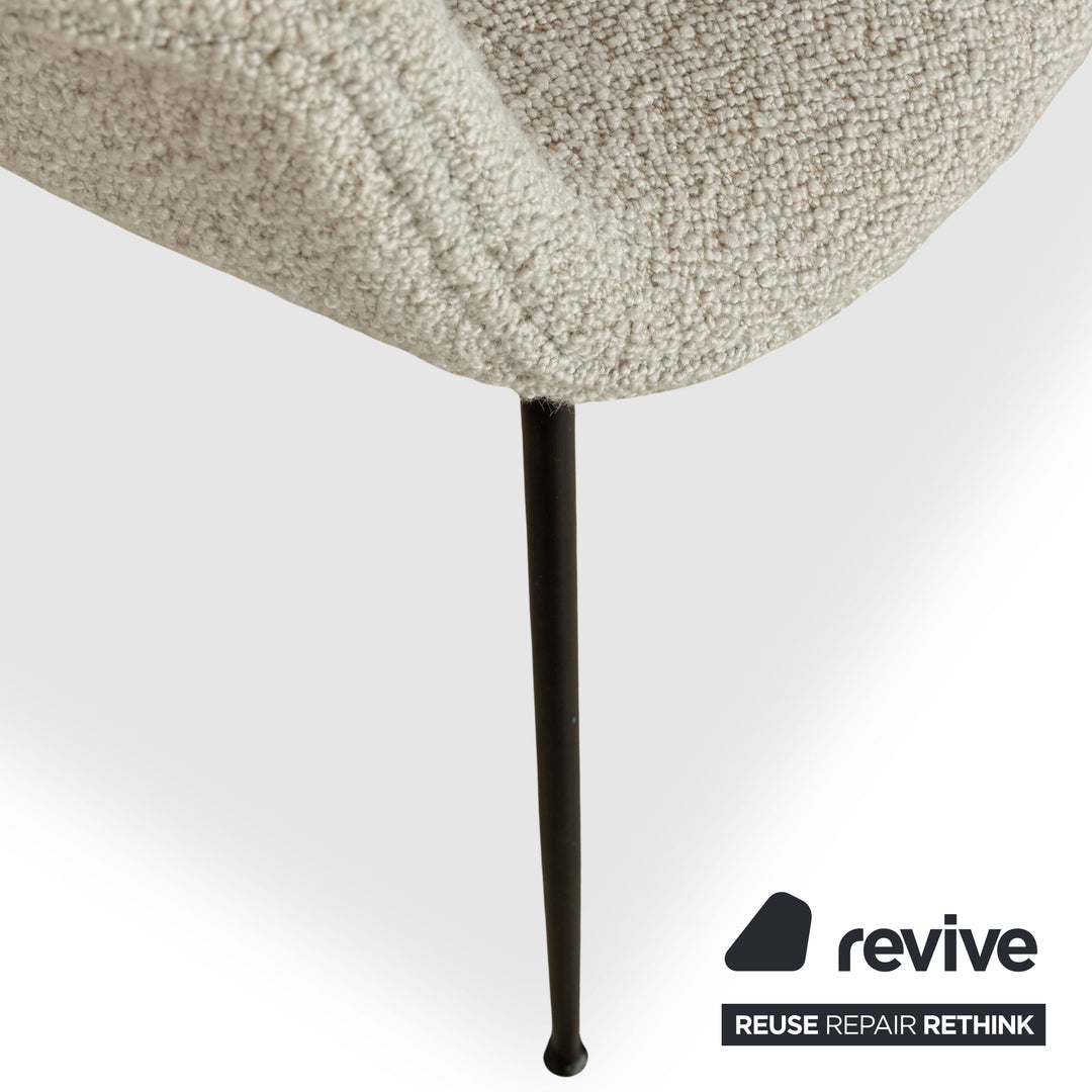 Chaise Beetle BAT en tissu gris de Gubi