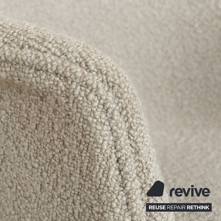 Chaise Beetle BAT en tissu gris de Gubi