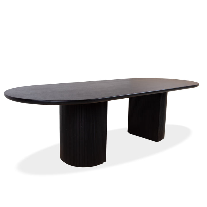 Gubi Moon Holz Esstisch Schwarz Braun