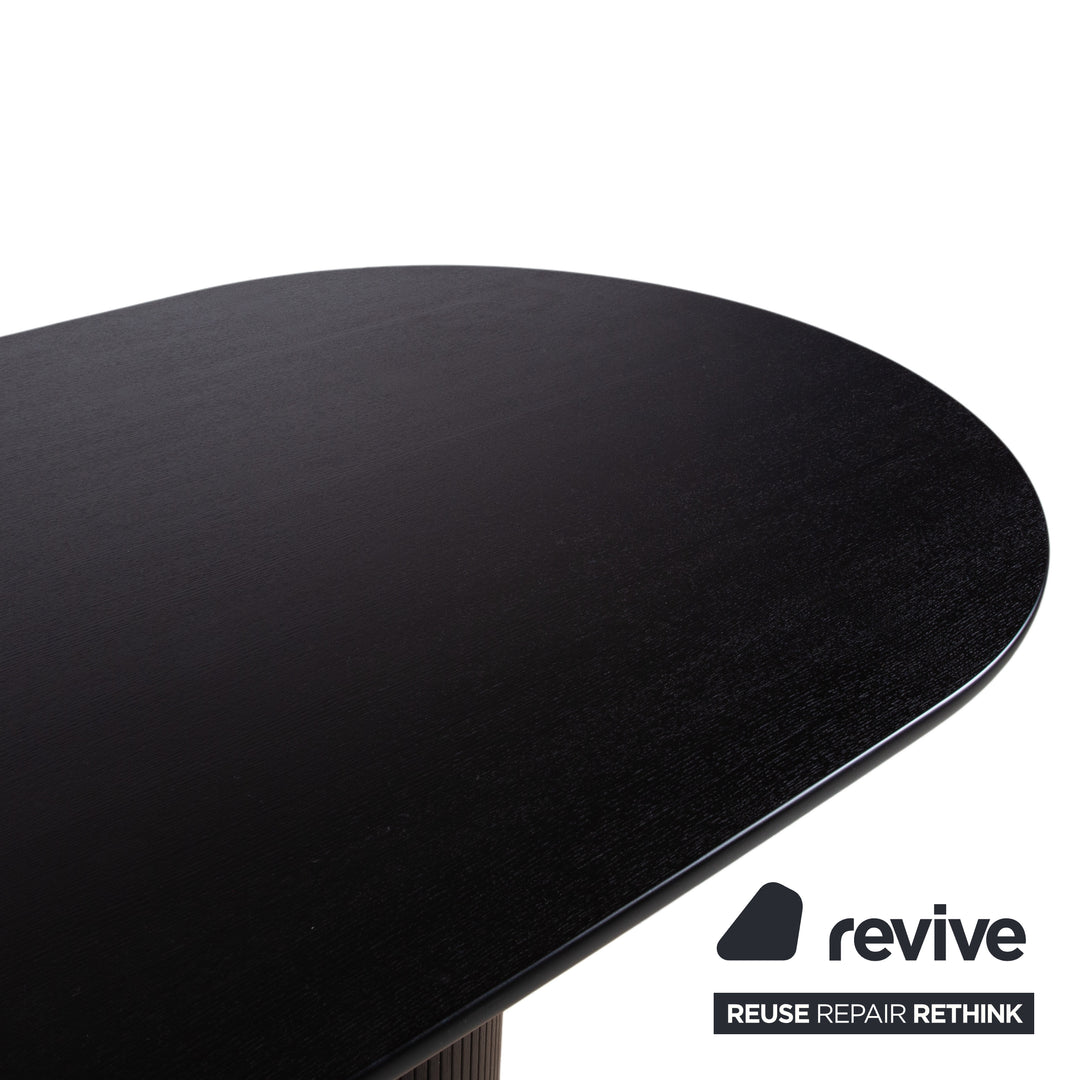 Gubi Moon Holz Esstisch Schwarz Braun
