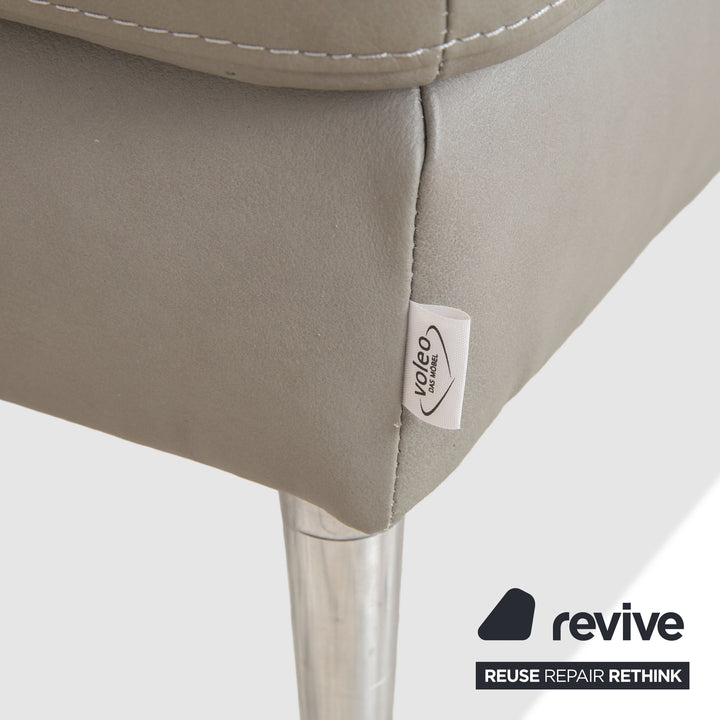 Tabouret en cuir gris Gutmann Factory avec pieds chromés