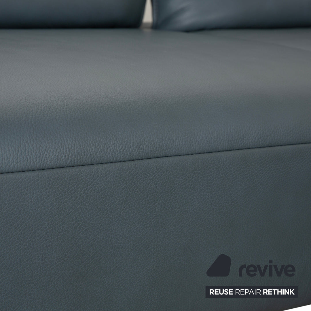 Canapé d'angle en cuir Himolla Biella, bleu-gris pétrole, réglage manuel et électrique.