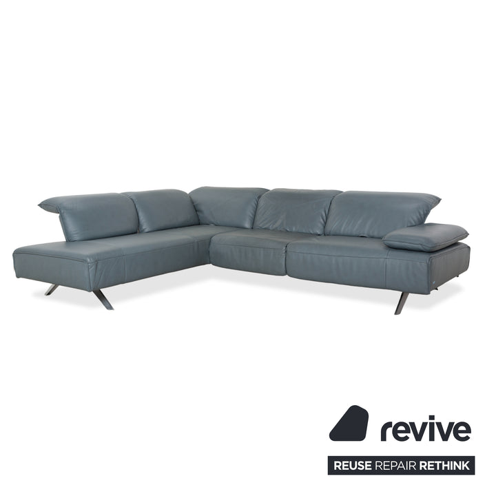 Canapé d'angle en cuir Himolla Biella avec pouf, bleu-gris pétrole, réglage manuel et électrique.