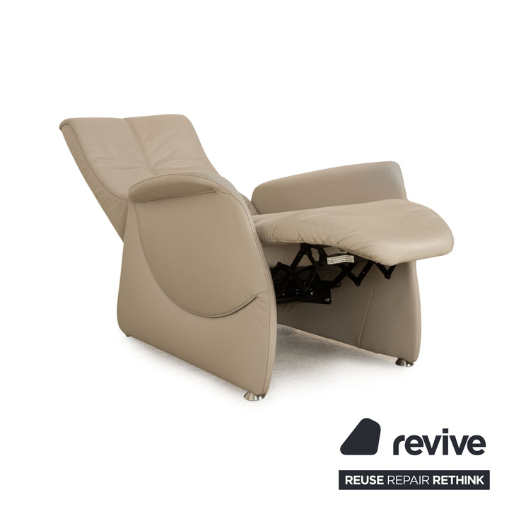 Himolla Cumuly leather armchair light gray manual function