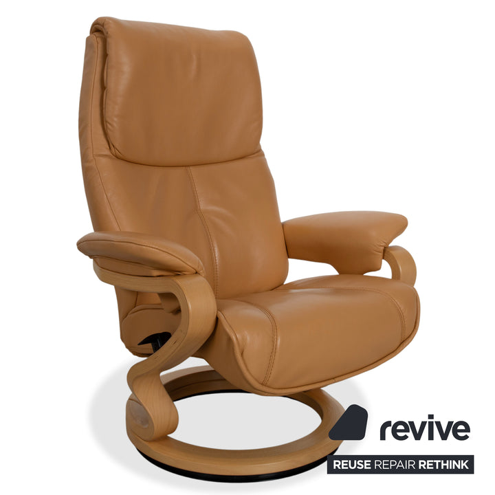 Fauteuil en cuir Himolla marron cognac avec pouf