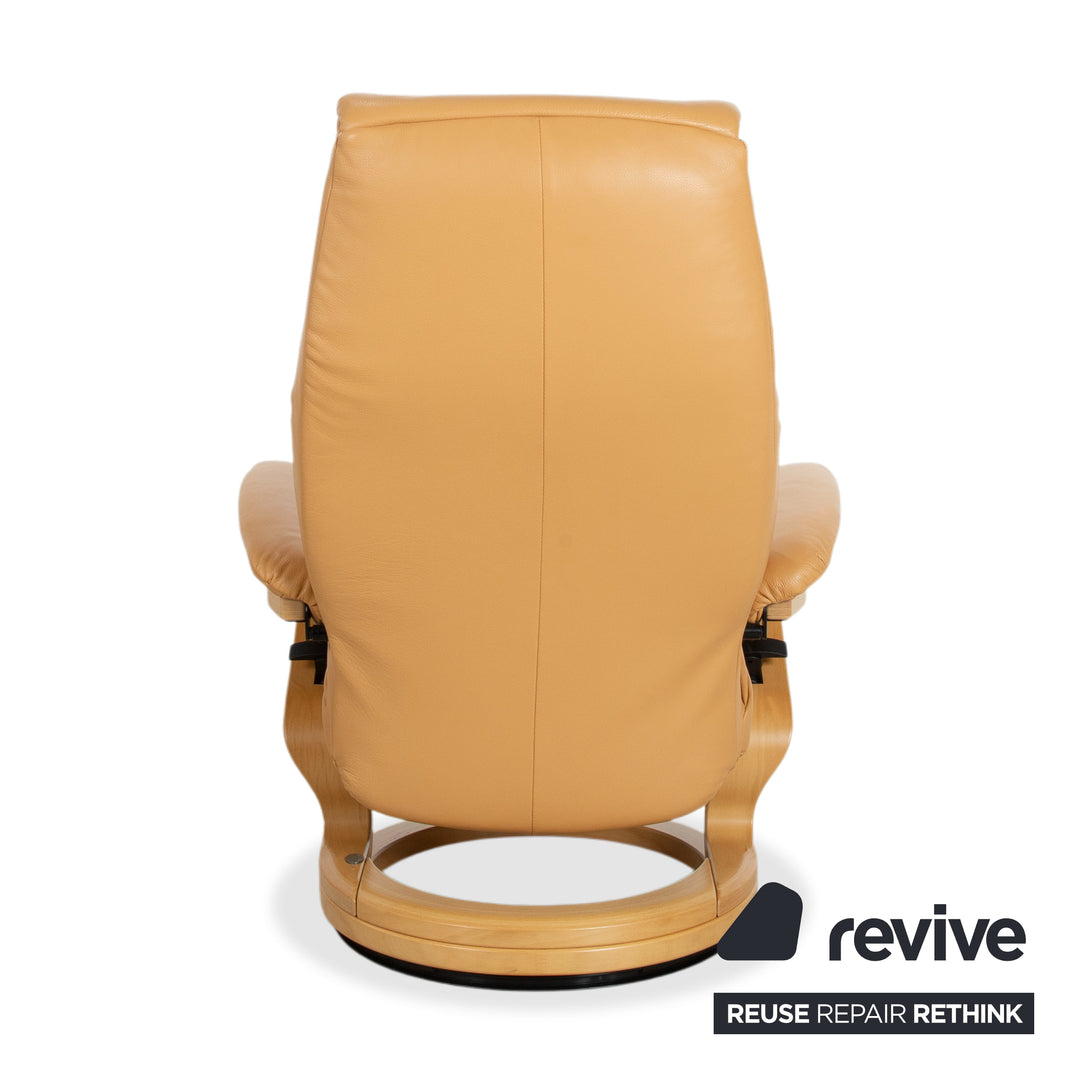 Fauteuil en cuir Himolla marron cognac avec pouf