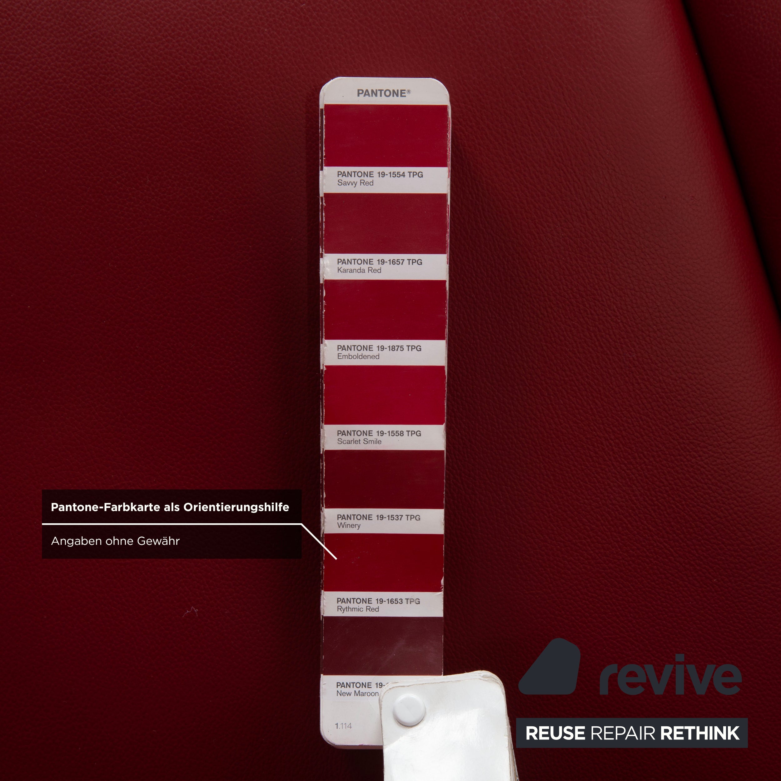 Himolla Trapez Dreisitzer Sofa Rot Bordeaux Comfort Master Collection manuelle Relaxfunktion Ablage in Wildeiche