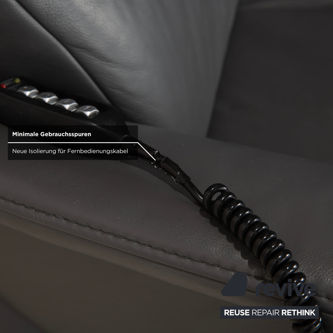 Canapé électrique trois places Himolla Trapez en cuir gris