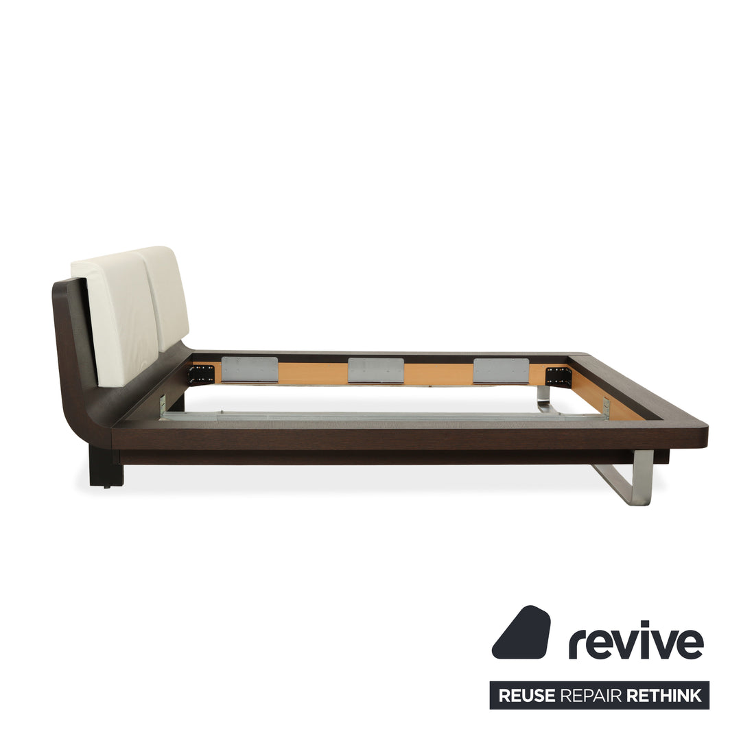 Hülsta Tamis wood leather bed dark brown 160x200 bedside tables