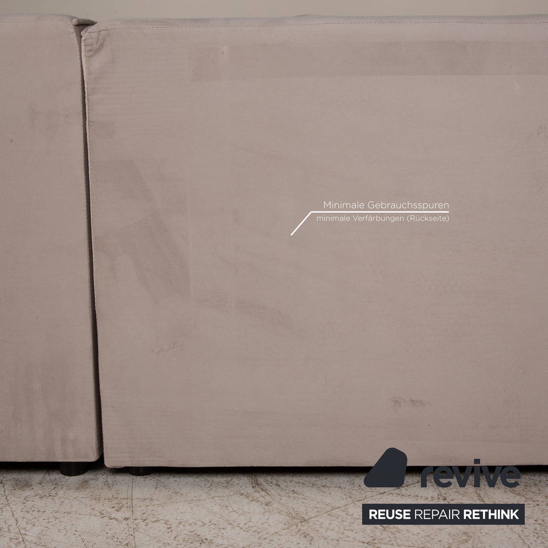 IconX STUDIOS Beluga Samt Stoff Ecksofa Creme Recamiere rechts & links