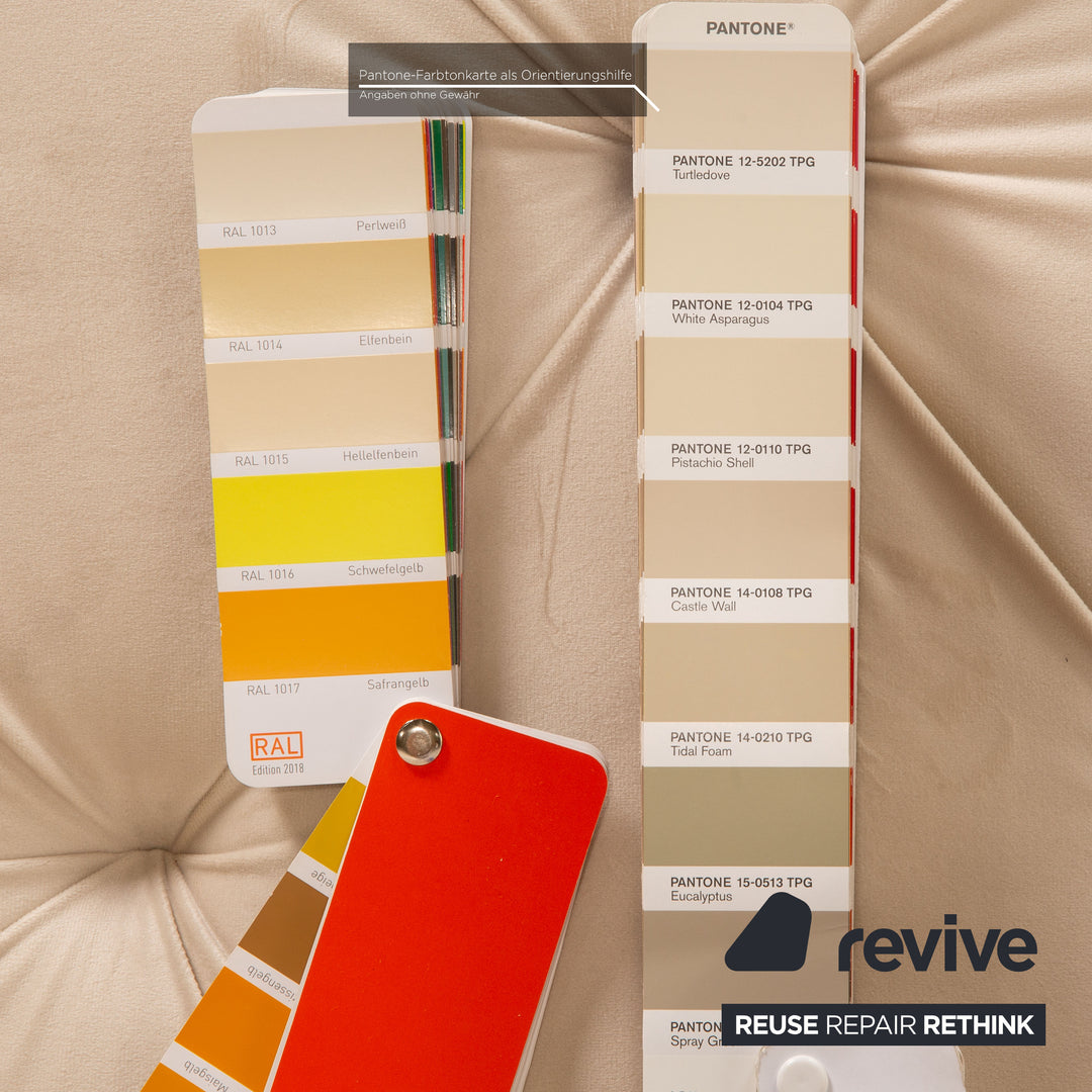 IconX STUDIOS Canapé trois places en tissu velours Venus Beige
