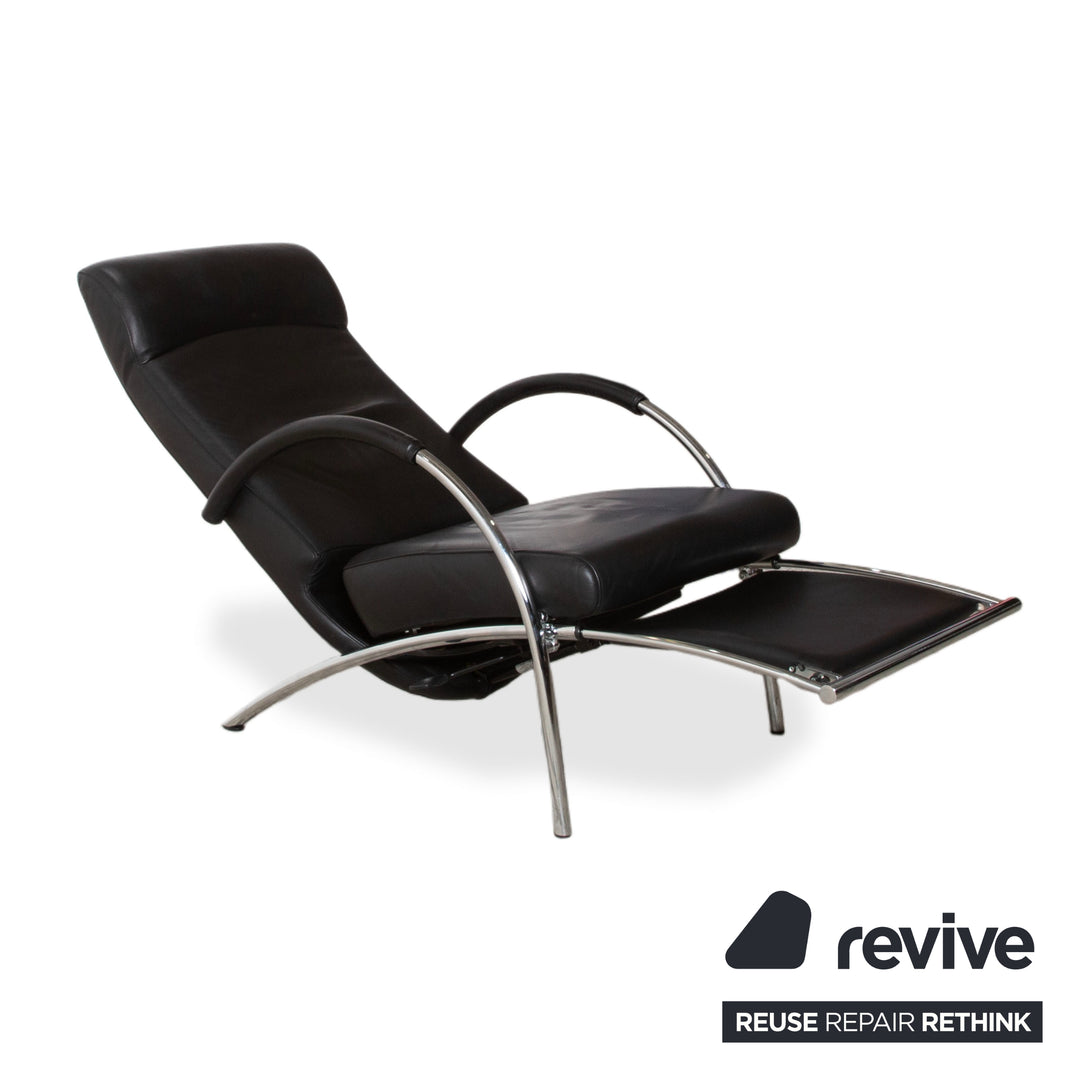 IP Design Curve Leder Sessel schwarz manuelle Funktion Relaxfunktion Design Prof. Stefan Heiliger