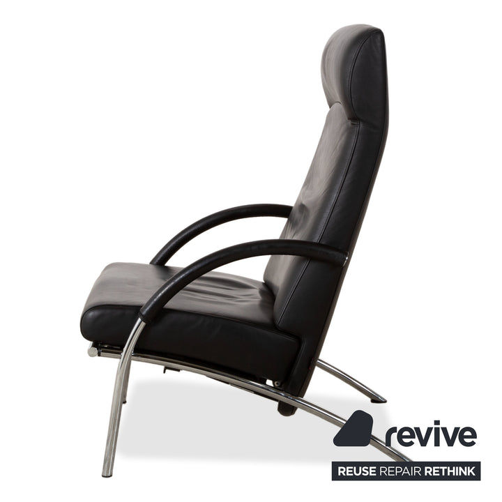 IP Design Curve Leder Sessel schwarz manuelle Funktion Relaxfunktion Design Prof. Stefan Heiliger