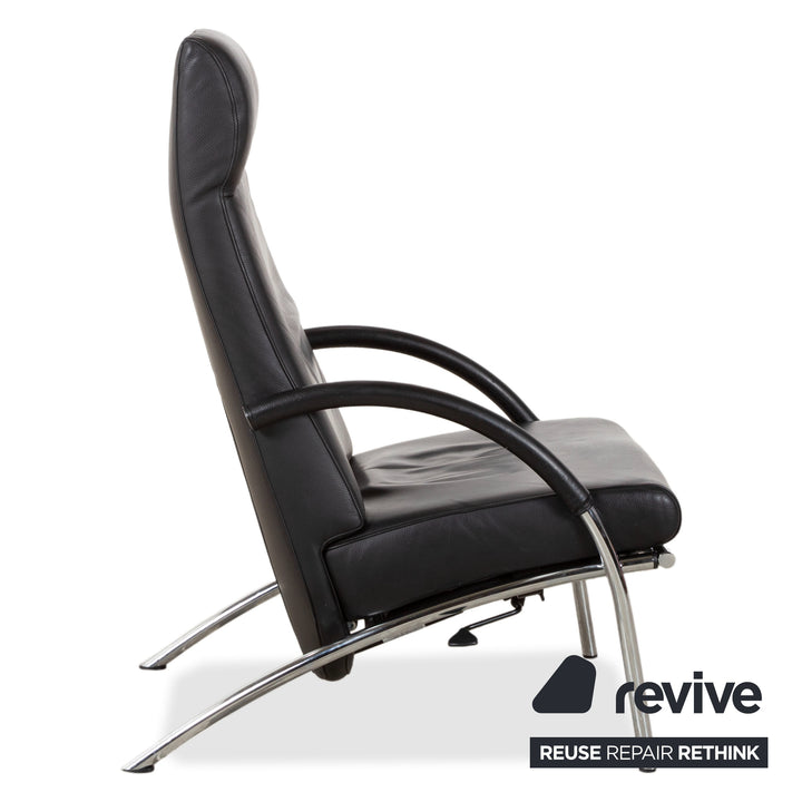 IP Design Curve Leder Sessel schwarz manuelle Funktion Relaxfunktion Design Prof. Stefan Heiliger