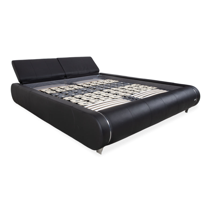 Ouais! Lit en cuir Swing, lit double noir