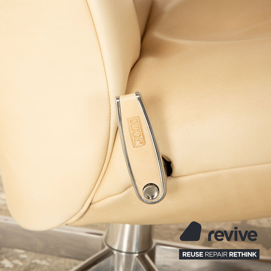 Jori Symphony Leather Armchair Cream Manual Function