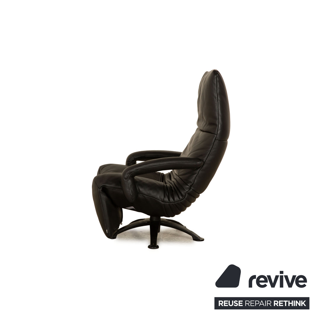 Jori Yoga Leather Armchair Black Manual Function