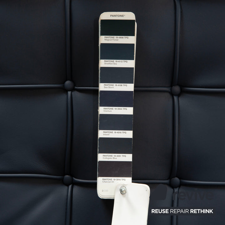 Knoll International Barcelona Chair Sessel Blau Petrol Bauhaus by Ludwig Mies van der Rohe