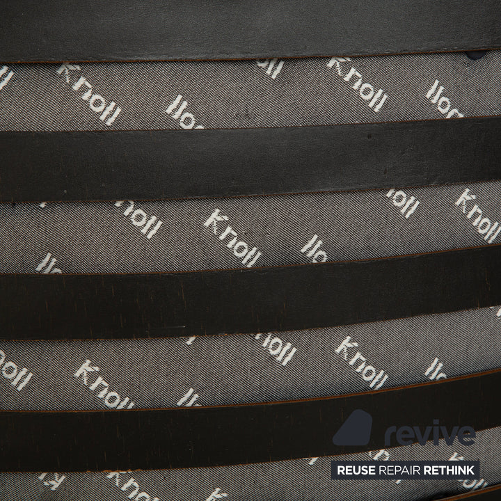 Knoll International Barcelona Chair Sessel Blau Petrol Bauhaus by Ludwig Mies van der Rohe