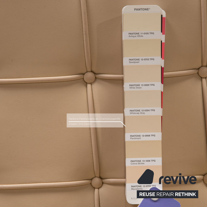 Knoll International Fauteuil en Cuir Barcelona Crème Beige Blanc Bauhaus par Ludwig Mies van der Rohe