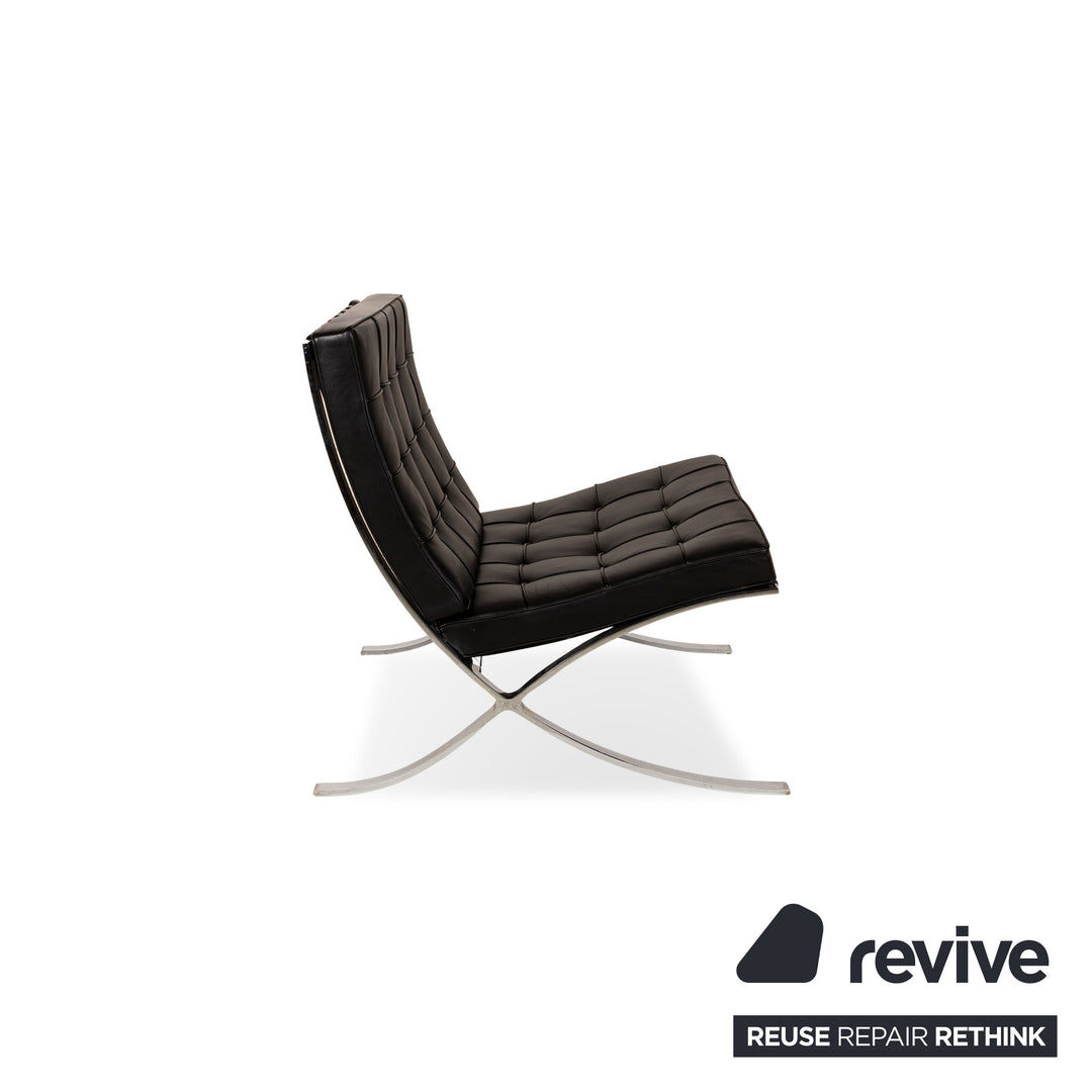 Knoll International Barcelona Chair Leather Armchair Black Bauhaus by Ludwig Mies van der Rohe