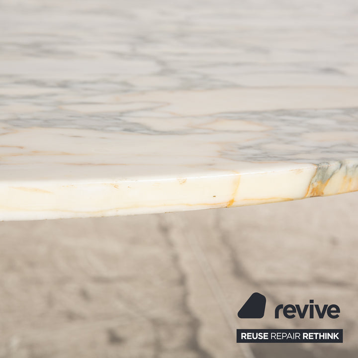 Knoll International Saarinen Tulip Marble Stone Dining Table White 130 x 130 x 72 cm